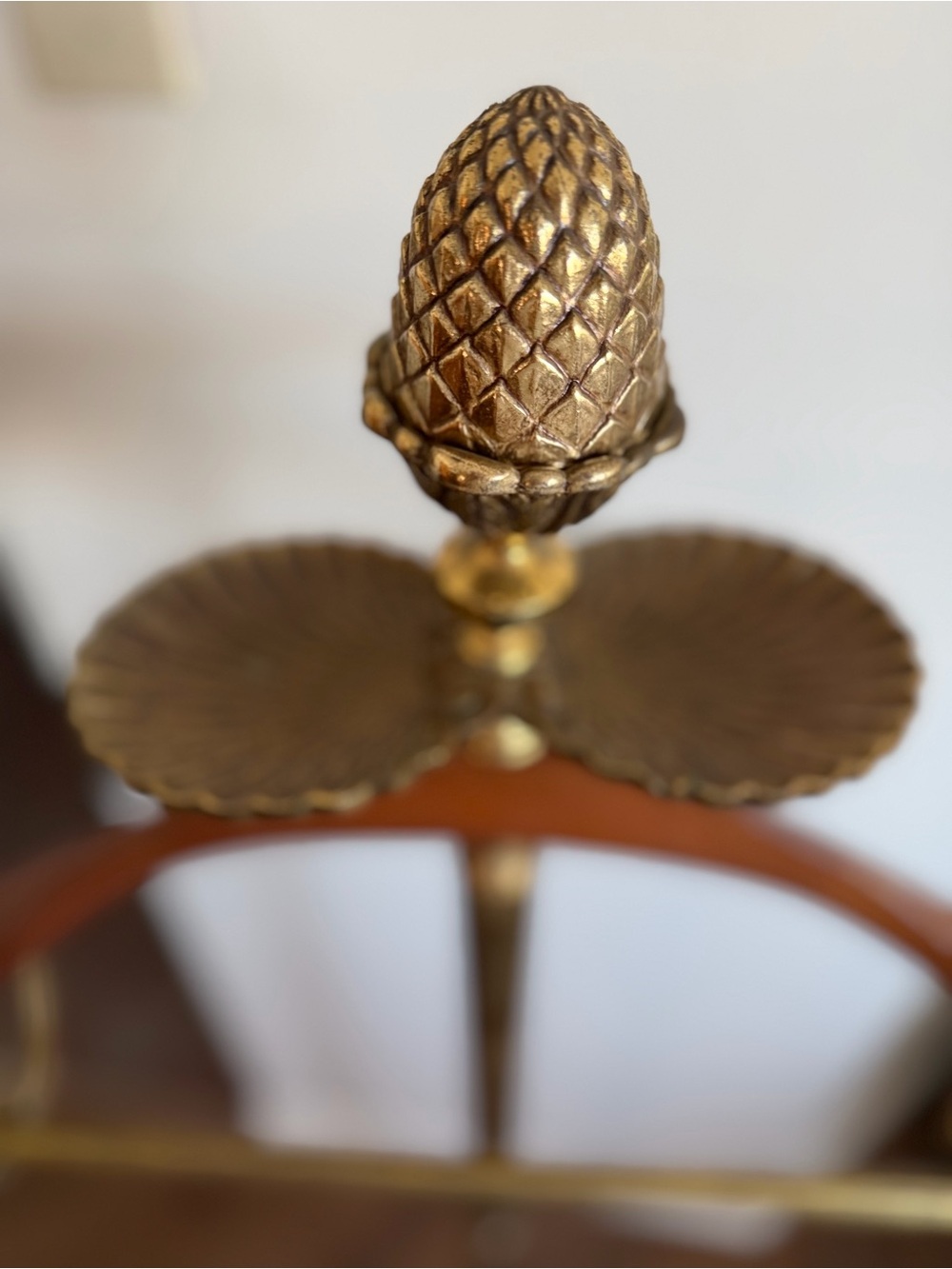 Vintage Solid Brass Pineapple Valet Stand Clothes Butler Hollywood Regency Heavy - Picture 3 of 16